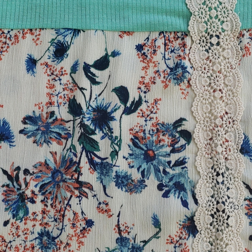 Sun & Moon Mixed Media Tunic Tank - Picture 6 of 7